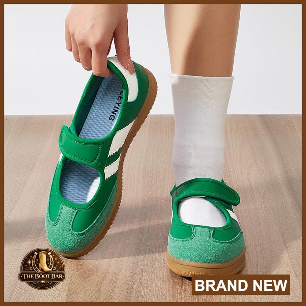 Platform Sneakers with Cushioned Insole, Lace-Up Closure, Retro Style - Picture 3 of 7